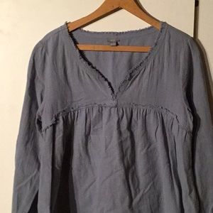 Woman’s  long sleeve shirt